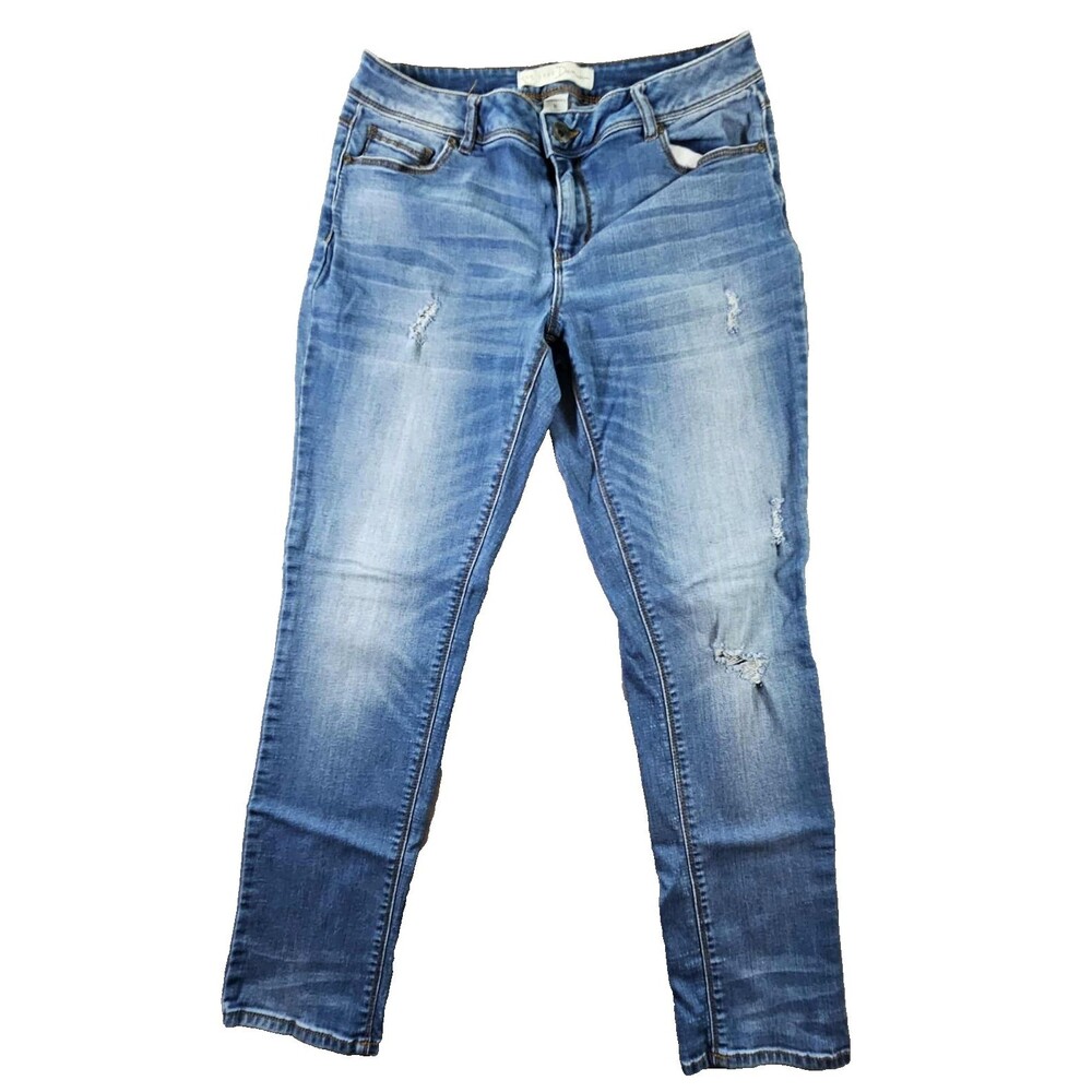 Women's Cato Contemporary Jeans - Size 8 Mid Rise Cropped Slight Distressed